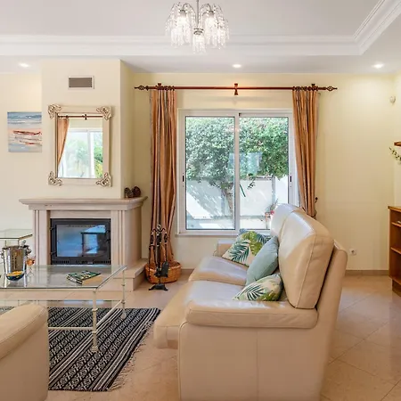 Villa Fantasia - New 4 Bedroom With Private Pool 650 Meters To The Vau Beach *